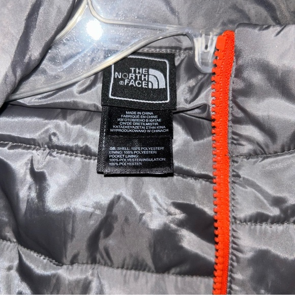 Boys north face gray orange puffer jacket coat lightweight size Large 14/16 kid - Picture 5 of 5